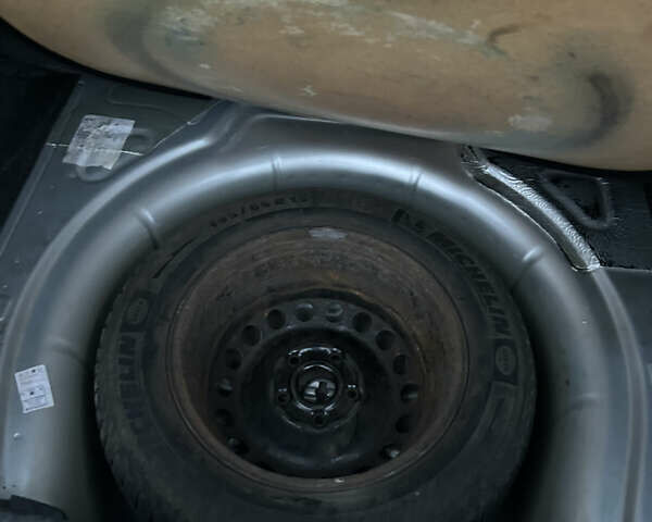 Сірий Шкода Октавія, об'ємом двигуна 1.6 л та пробігом 295 тис. км за 7100 $, фото 11 на Automoto.ua