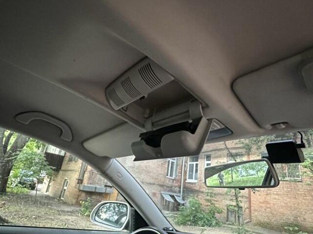 Серый Шкода Октавия, объемом двигателя 1.8 л и пробегом 221 тыс. км за 7500 $, фото 16 на Automoto.ua