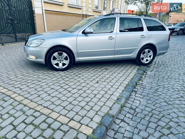 Серый Шкода Октавия, объемом двигателя 1.99 л и пробегом 303 тыс. км за 9500 $, фото 15 на Automoto.ua