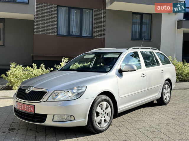 Шкода Октавія 2010 у Львові на Automoto.ua Сірий Шкода Октавія, об'ємом двигуна 2 л та пробігом 282 тис. км за 7550 $, фото 1 на Automoto.ua