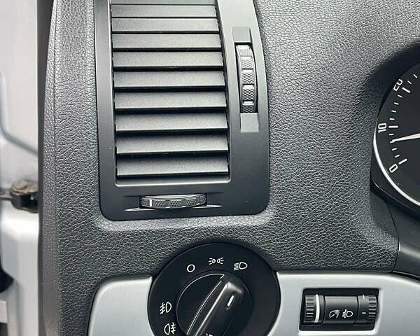 Сірий Шкода Октавія, об'ємом двигуна 1.6 л та пробігом 229 тис. км за 8999 $, фото 120 на Automoto.ua