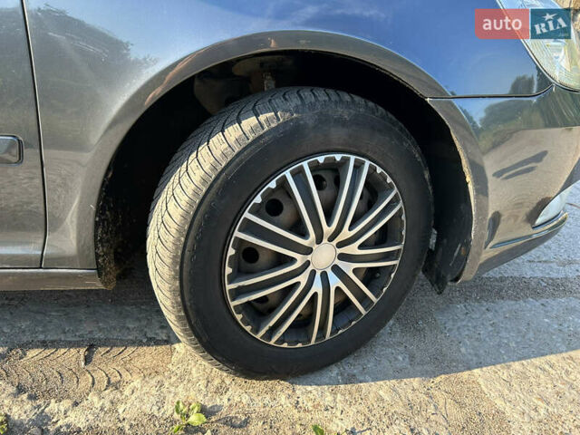 Серый Шкода Октавия, объемом двигателя 1.8 л и пробегом 221 тыс. км за 6900 $, фото 75 на Automoto.ua