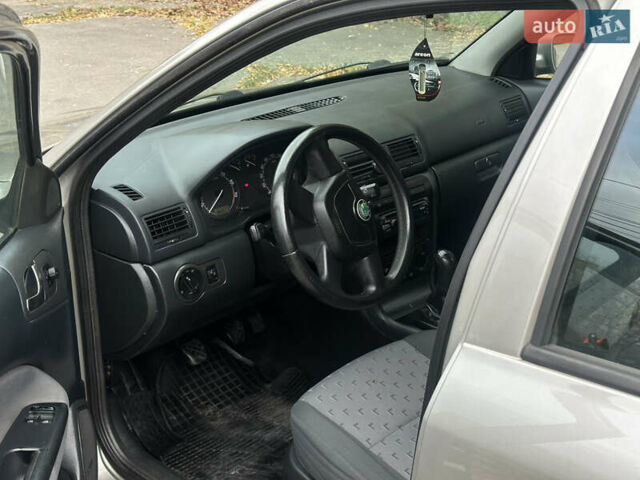 Сірий Шкода Октавія, об'ємом двигуна 1.6 л та пробігом 268 тис. км за 5400 $, фото 15 на Automoto.ua