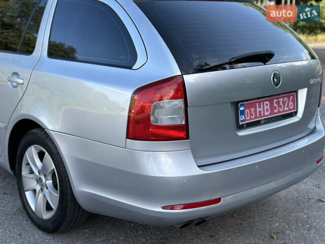 Серый Шкода Октавия, объемом двигателя 1.8 л и пробегом 243 тыс. км за 6250 $, фото 15 на Automoto.ua