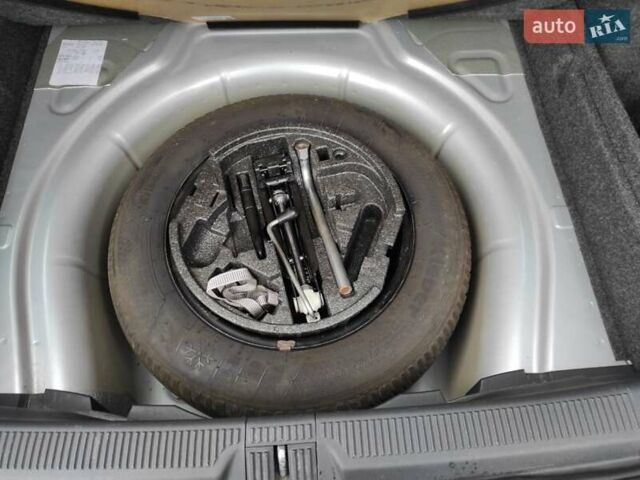 Серый Шкода Октавия, объемом двигателя 1.6 л и пробегом 310 тыс. км за 7700 $, фото 25 на Automoto.ua