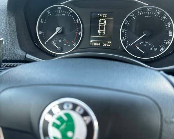 Серый Шкода Октавия, объемом двигателя 1.8 л и пробегом 183 тыс. км за 8800 $, фото 31 на Automoto.ua