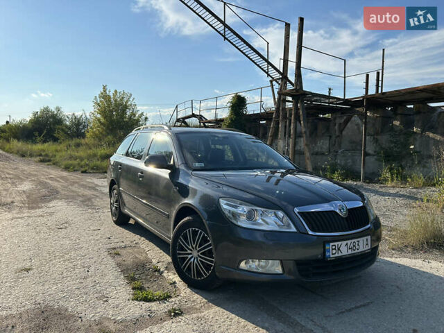 Серый Шкода Октавия, объемом двигателя 1.8 л и пробегом 221 тыс. км за 6900 $, фото 13 на Automoto.ua