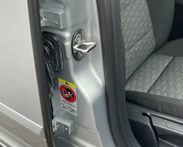 Сірий Шкода Октавія, об'ємом двигуна 1.6 л та пробігом 229 тис. км за 8999 $, фото 118 на Automoto.ua