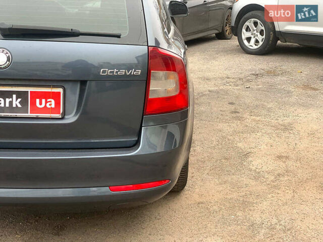 Сірий Шкода Октавія, об'ємом двигуна 1.6 л та пробігом 307 тис. км за 7190 $, фото 11 на Automoto.ua