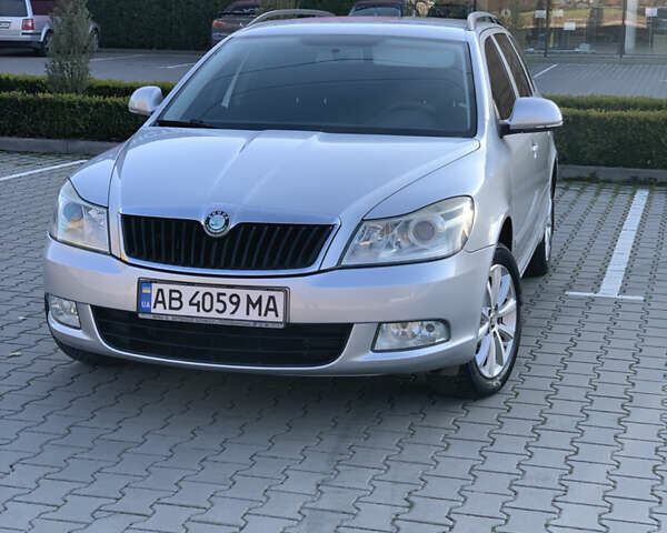 Сірий Шкода Октавія, об'ємом двигуна 1.6 л та пробігом 181 тис. км за 8799 $, фото 102 на Automoto.ua