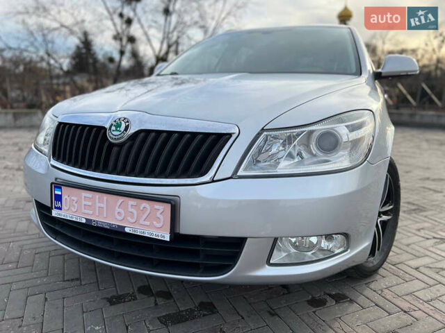 Сірий Шкода Октавія, об'ємом двигуна 1.8 л та пробігом 195 тис. км за 7800 $, фото 9 на Automoto.ua