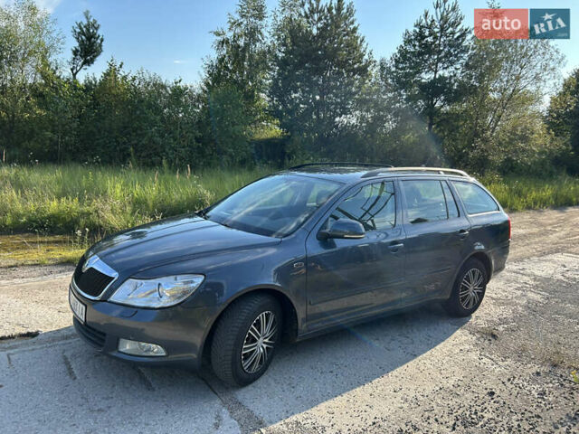 Серый Шкода Октавия, объемом двигателя 1.8 л и пробегом 221 тыс. км за 6900 $, фото 2 на Automoto.ua