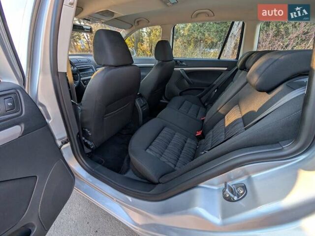 Сірий Шкода Октавія, об'ємом двигуна 1.8 л та пробігом 105 тис. км за 7850 $, фото 30 на Automoto.ua