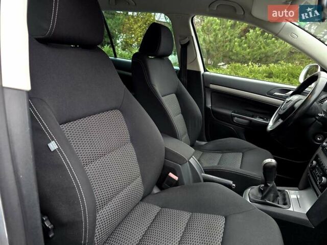 Серый Шкода Октавия, объемом двигателя 1.8 л и пробегом 190 тыс. км за 7200 $, фото 63 на Automoto.ua