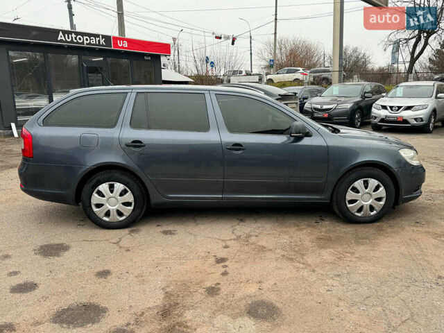 Сірий Шкода Октавія, об'ємом двигуна 1.6 л та пробігом 307 тис. км за 5940 $, фото 5 на Automoto.ua