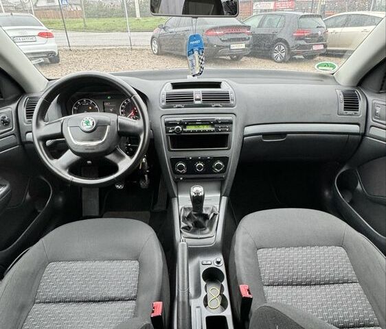Серый Шкода Октавия, объемом двигателя 1.4 л и пробегом 174 тыс. км за 7500 $, фото 15 на Automoto.ua
