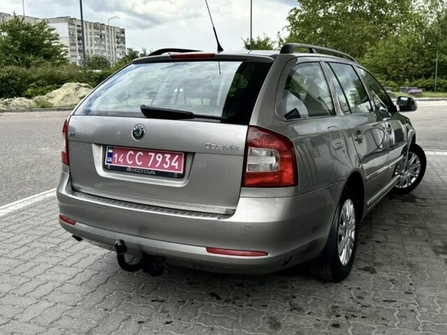 Серый Шкода Октавия, объемом двигателя 1.6 л и пробегом 186 тыс. км за 7900 $, фото 12 на Automoto.ua