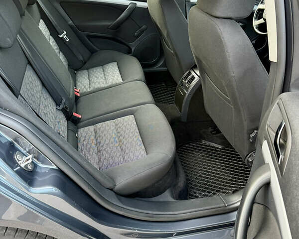 Серый Шкода Октавия, объемом двигателя 1.6 л и пробегом 210 тыс. км за 8999 $, фото 26 на Automoto.ua