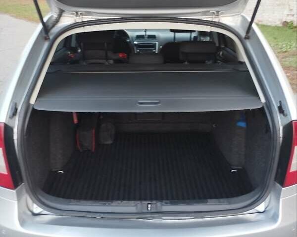 Серый Шкода Октавия, объемом двигателя 1.6 л и пробегом 280 тыс. км за 8100 $, фото 1 на Automoto.ua