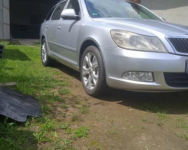 Серый Шкода Октавия, объемом двигателя 1.98 л и пробегом 199 тыс. км за 6550 $, фото 1 на Automoto.ua