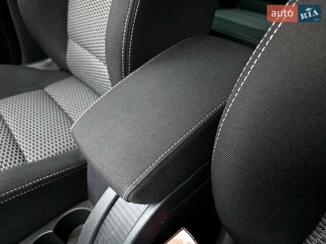 Серый Шкода Октавия, объемом двигателя 1.8 л и пробегом 190 тыс. км за 7200 $, фото 122 на Automoto.ua