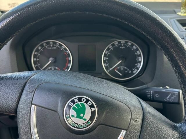 Серый Шкода Октавия, объемом двигателя 1.9 л и пробегом 320 тыс. км за 5100 $, фото 14 на Automoto.ua