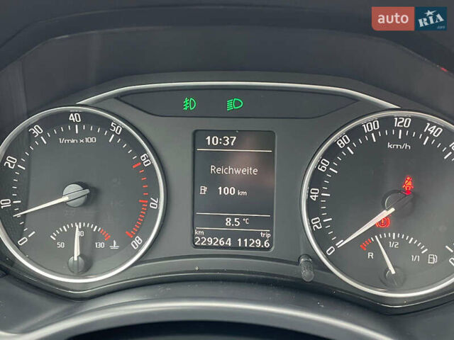 Серый Шкода Октавия, объемом двигателя 1.6 л и пробегом 226 тыс. км за 8999 $, фото 34 на Automoto.ua