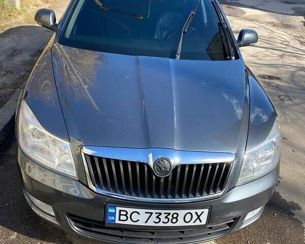 Серый Шкода Октавия, объемом двигателя 1.6 л и пробегом 225 тыс. км за 8800 $, фото 4 на Automoto.ua