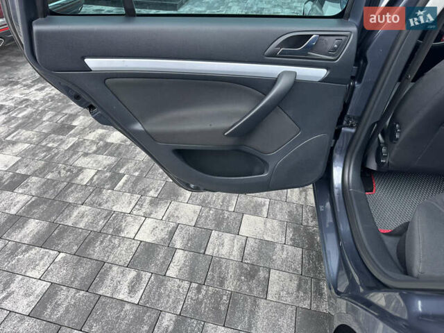 Серый Шкода Октавия, объемом двигателя 1.2 л и пробегом 209 тыс. км за 6777 $, фото 28 на Automoto.ua