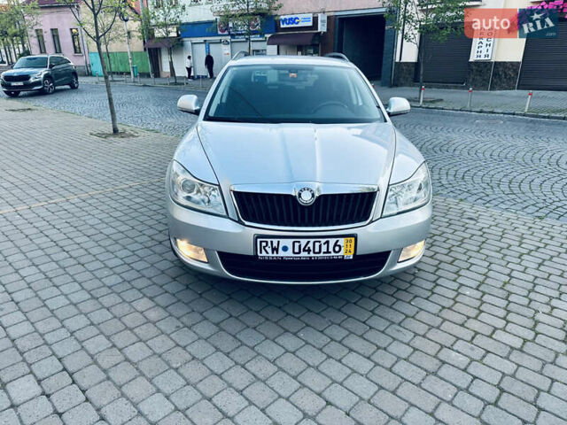 Серый Шкода Октавия, объемом двигателя 1.99 л и пробегом 303 тыс. км за 9500 $, фото 2 на Automoto.ua