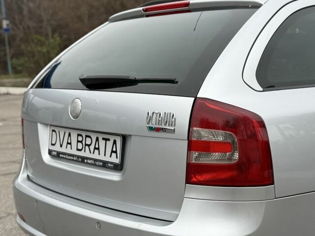 Серый Шкода Октавия, объемом двигателя 2 л и пробегом 312 тыс. км за 3599 $, фото 7 на Automoto.ua