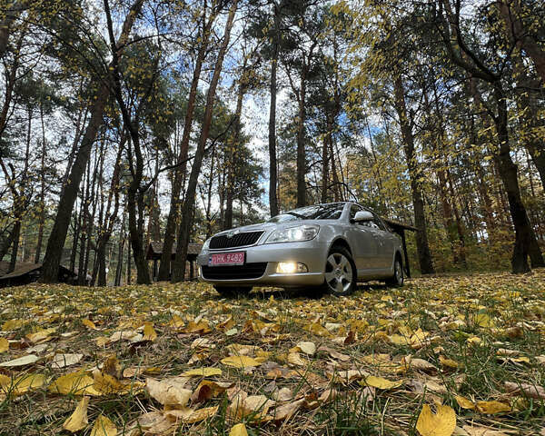 Шкода Октавия 2010 в Ровно на Automoto.ua Серый Шкода Октавия, объемом двигателя 1.4 л и пробегом 208 тыс. км за 6450 $, фото 4 на Automoto.ua