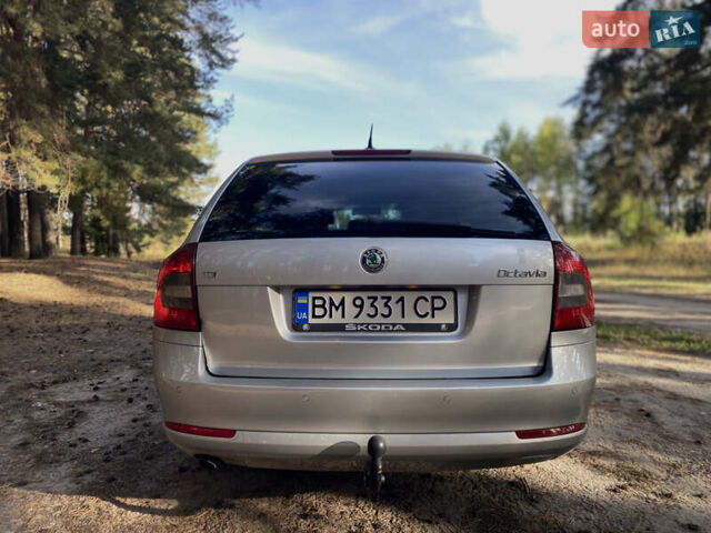 Серый Шкода Октавия, объемом двигателя 1.6 л и пробегом 303 тыс. км за 7500 $, фото 5 на Automoto.ua