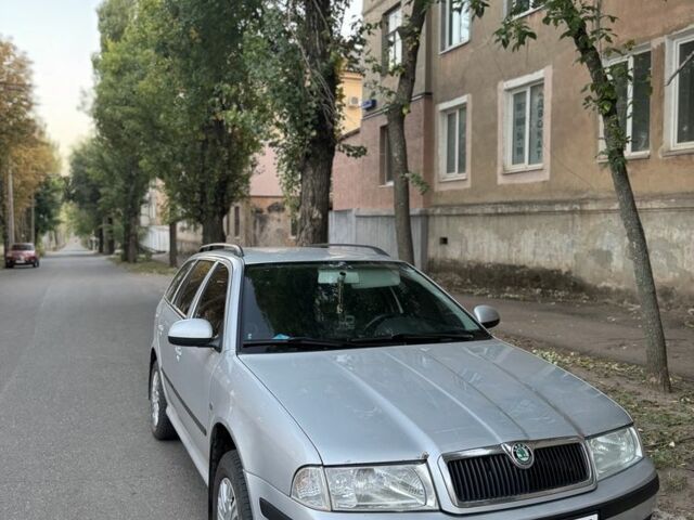 Серый Шкода Октавия, объемом двигателя 1.6 л и пробегом 205 тыс. км за 5800 $, фото 13 на Automoto.ua