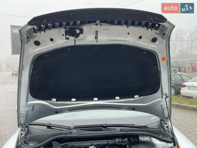 Серый Шкода Октавия, объемом двигателя 1.6 л и пробегом 229 тыс. км за 9499 $, фото 115 на Automoto.ua