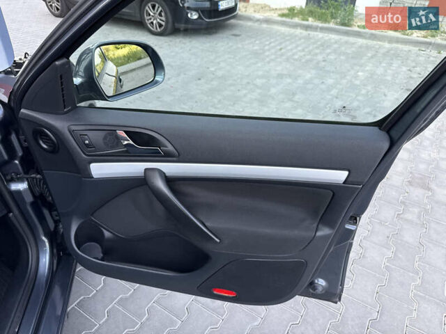 Сірий Шкода Октавія, об'ємом двигуна 1.4 л та пробігом 190 тис. км за 6450 $, фото 26 на Automoto.ua
