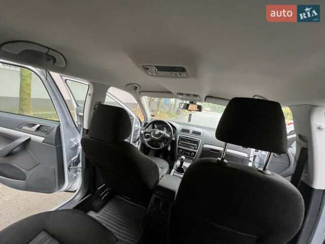 Серый Шкода Октавия, объемом двигателя 1.6 л и пробегом 182 тыс. км за 8600 $, фото 26 на Automoto.ua
