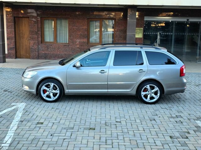 Серый Шкода Октавия, объемом двигателя 1.8 л и пробегом 225 тыс. км за 6400 $, фото 1 на Automoto.ua