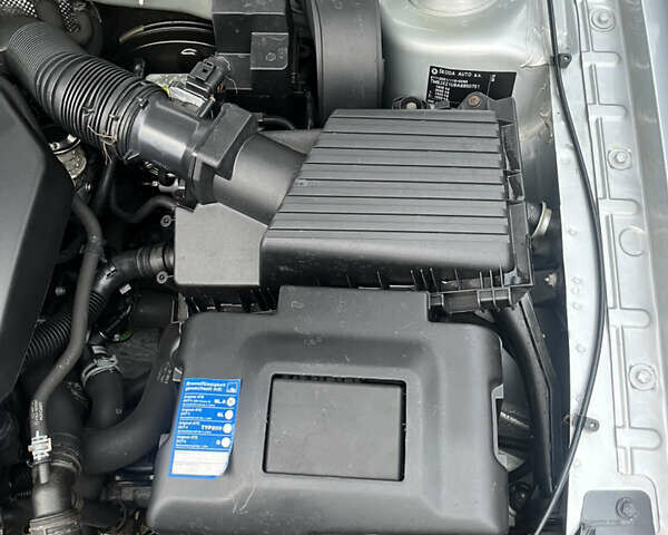 Сірий Шкода Октавія, об'ємом двигуна 1.6 л та пробігом 262 тис. км за 5999 $, фото 6 на Automoto.ua