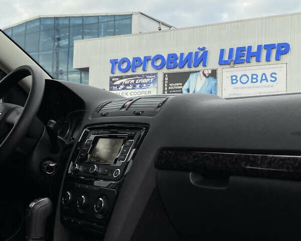 Серый Шкода Октавия, объемом двигателя 2 л и пробегом 273 тыс. км за 8200 $, фото 58 на Automoto.ua