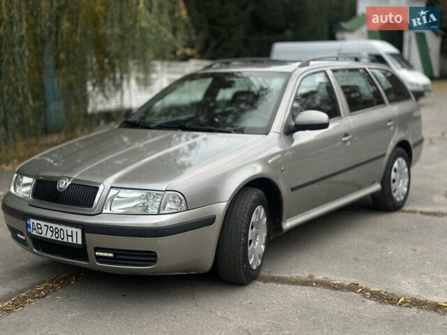 Сірий Шкода Октавія, об'ємом двигуна 1.6 л та пробігом 268 тис. км за 5400 $, фото 1 на Automoto.ua