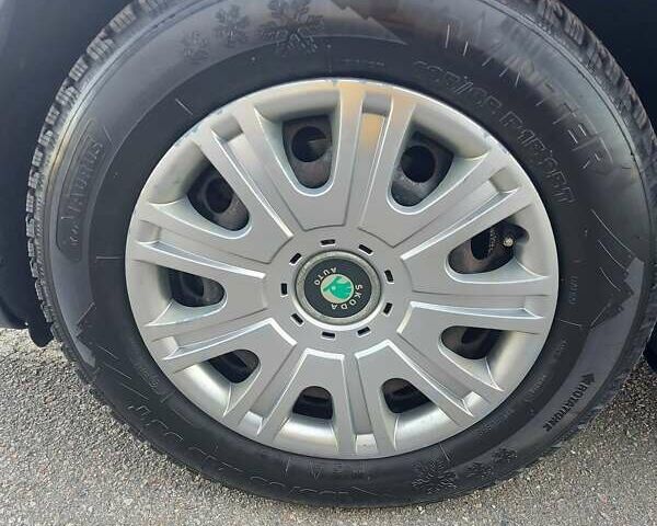 Сірий Шкода Октавія, об'ємом двигуна 1.99 л та пробігом 395 тис. км за 7500 $, фото 22 на Automoto.ua
