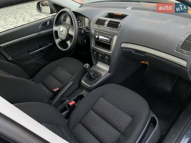 Серый Шкода Октавия, объемом двигателя 1.39 л и пробегом 229 тыс. км за 6650 $, фото 40 на Automoto.ua