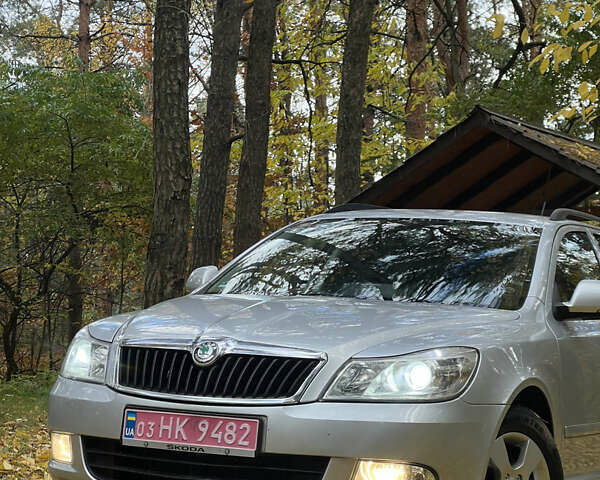 Шкода Октавия 2010 в Ровно на Automoto.ua Серый Шкода Октавия, объемом двигателя 1.4 л и пробегом 208 тыс. км за 6450 $, фото 2 на Automoto.ua