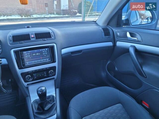 Серый Шкода Октавия, объемом двигателя 1.6 л и пробегом 266 тыс. км за 6850 $, фото 15 на Automoto.ua