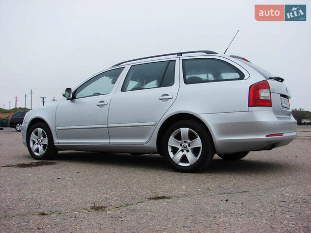 Сірий Шкода Октавія, об'ємом двигуна 1.6 л та пробігом 240 тис. км за 8000 $, фото 8 на Automoto.ua