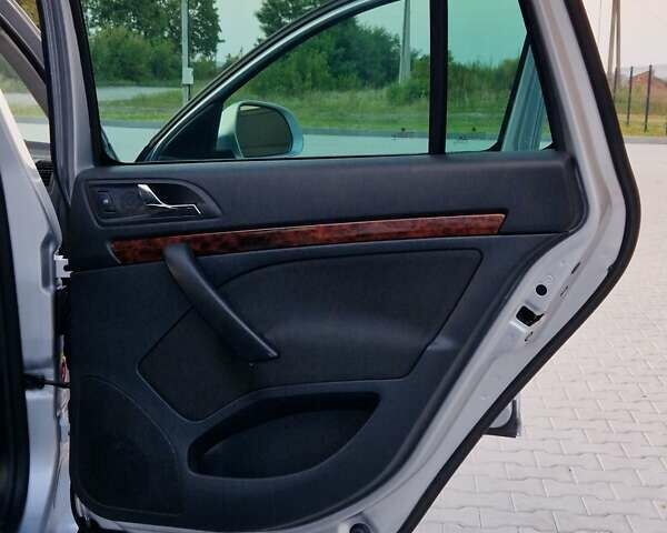 Серый Шкода Октавия, объемом двигателя 1.6 л и пробегом 229 тыс. км за 8300 $, фото 9 на Automoto.ua