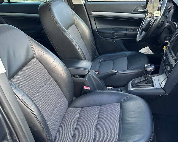 Серый Шкода Октавия, объемом двигателя 1.8 л и пробегом 216 тыс. км за 8600 $, фото 23 на Automoto.ua