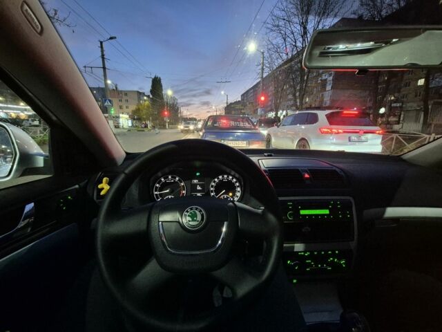 Шкода Октавія 2010 у Кропивницькому (Кіровограді) на Automoto.ua Сірий Шкода Октавія, об'ємом двигуна 1.6 л та пробігом 240 тис. км за 8200 $, фото 6 на Automoto.ua