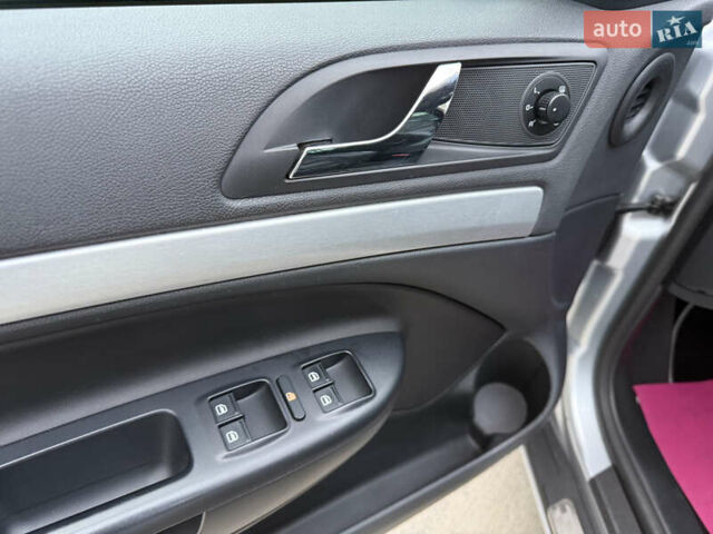 Серый Шкода Октавия, объемом двигателя 2 л и пробегом 185 тыс. км за 10700 $, фото 31 на Automoto.ua